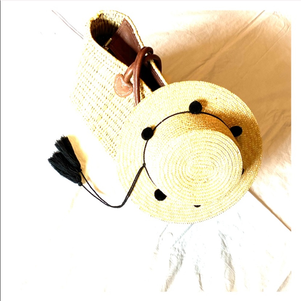 NWT Adorable Sun Hat - Pom Pom Trim
